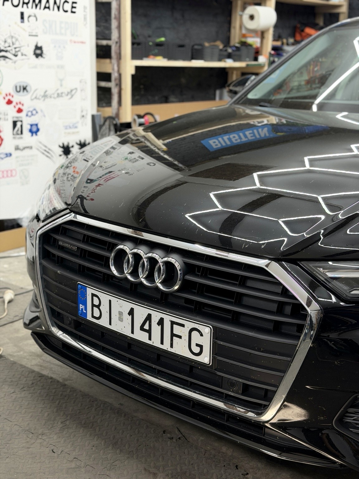 Audi przed zmianą wykończenia frontu