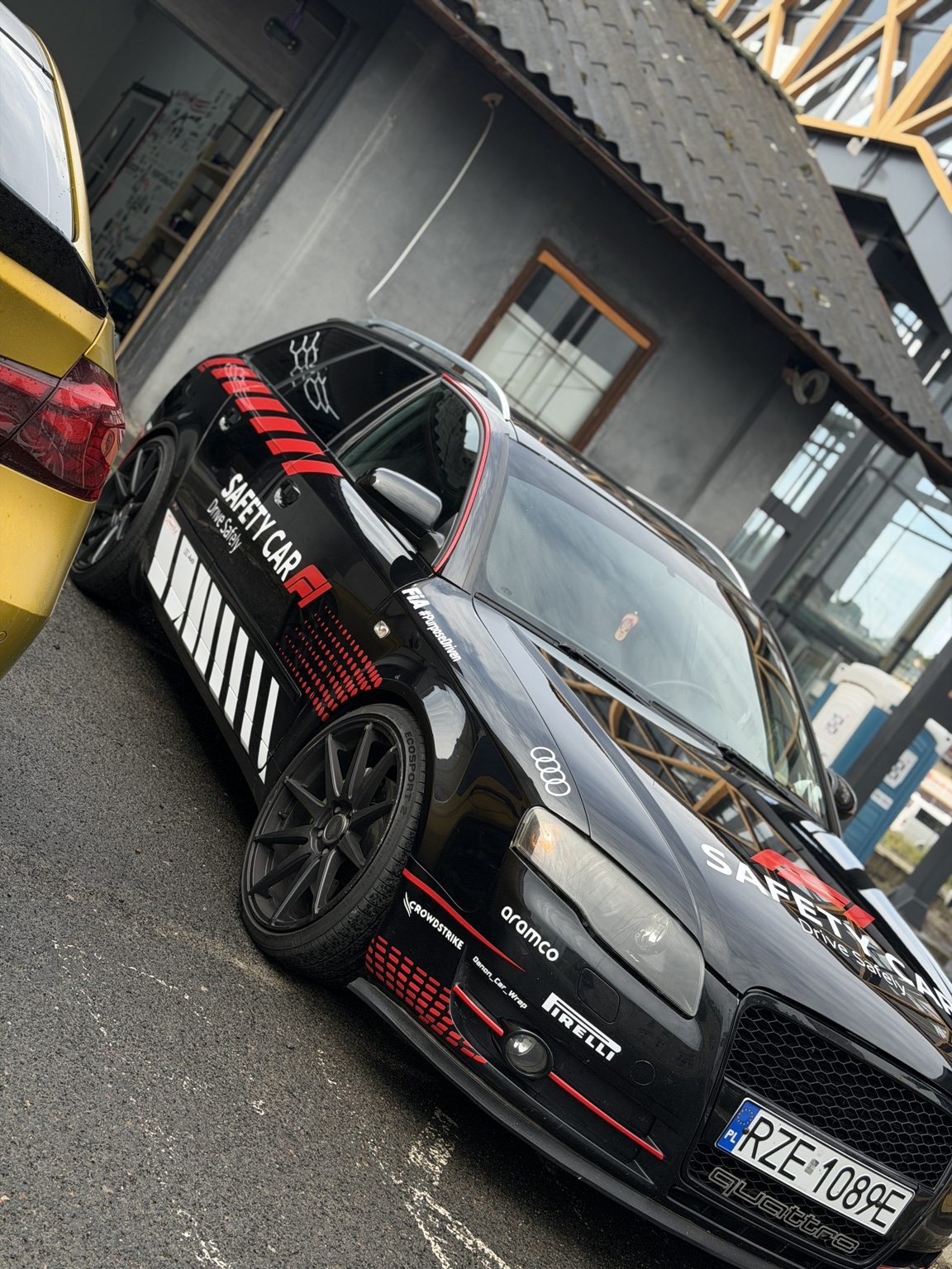 Audi z grafiką custom — Danon Car Wrap