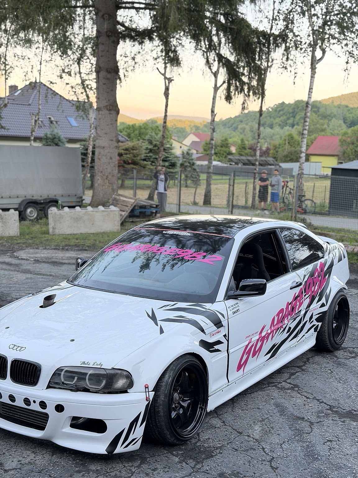 BMW E46 — custom graphics